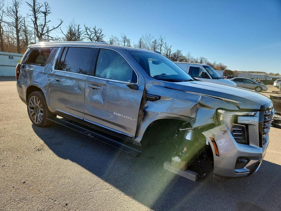 2026 GMC YUKON XL DENALI ULTIMATE 4
