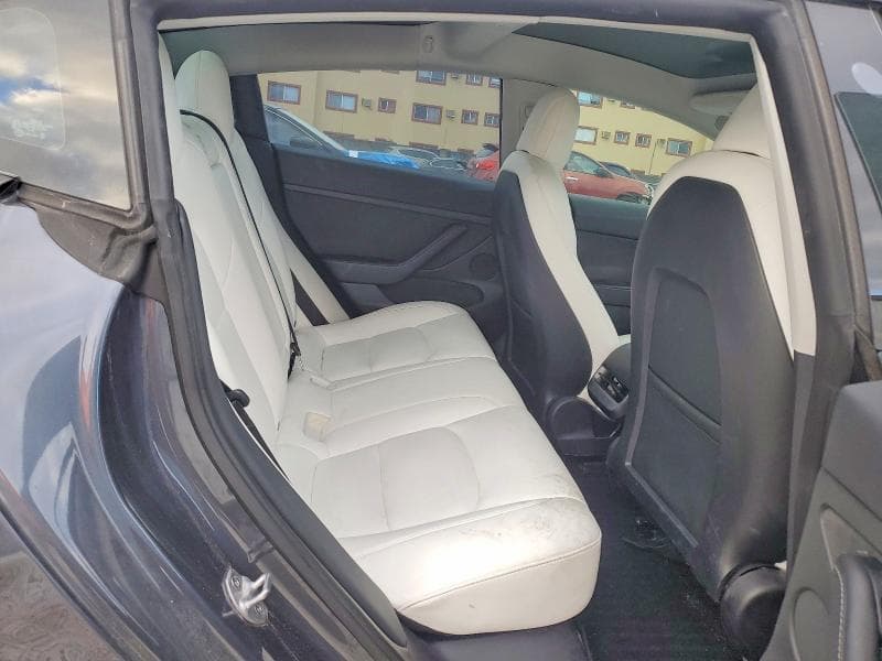 2022 TESLA MODEL 3 10