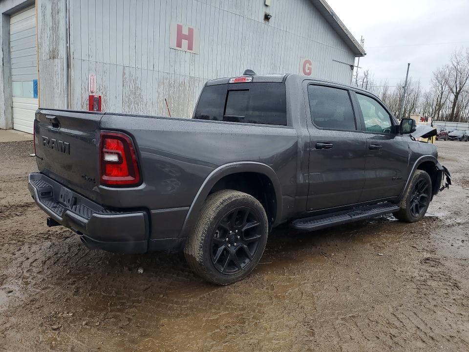 2025 RAM 1500 LARAMIE 3