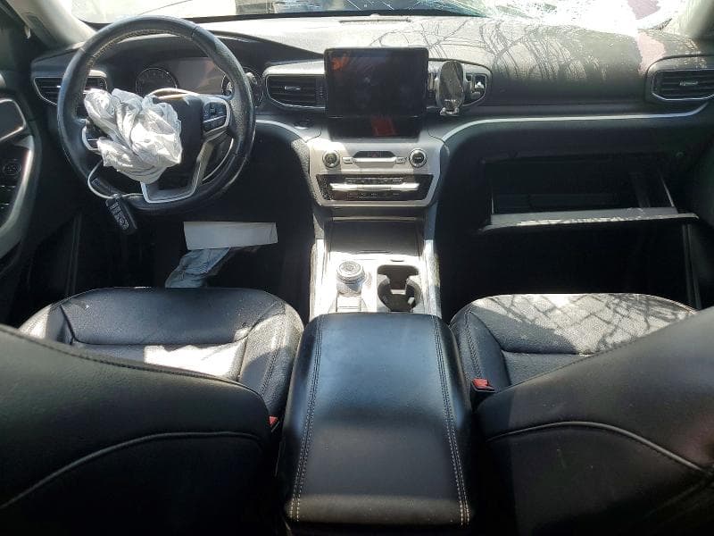 2021 FORD EXPLORER XLT 8