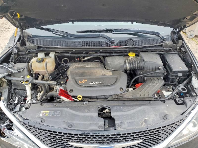 2017 CHRYSLER PACIFICA 12