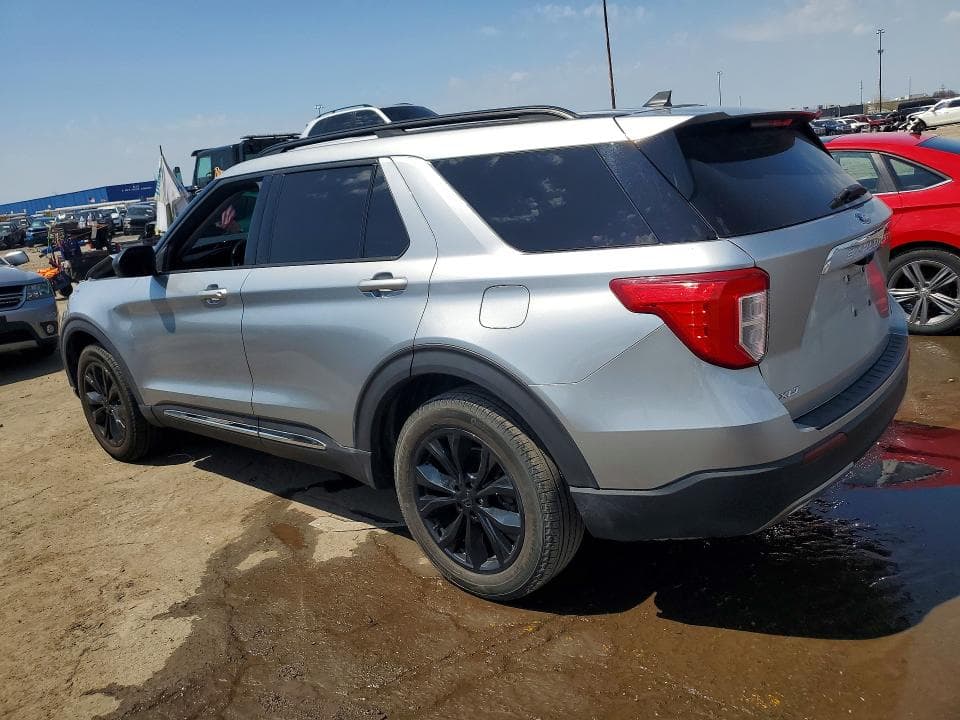 2021 FORD EXPLORER XLT 2