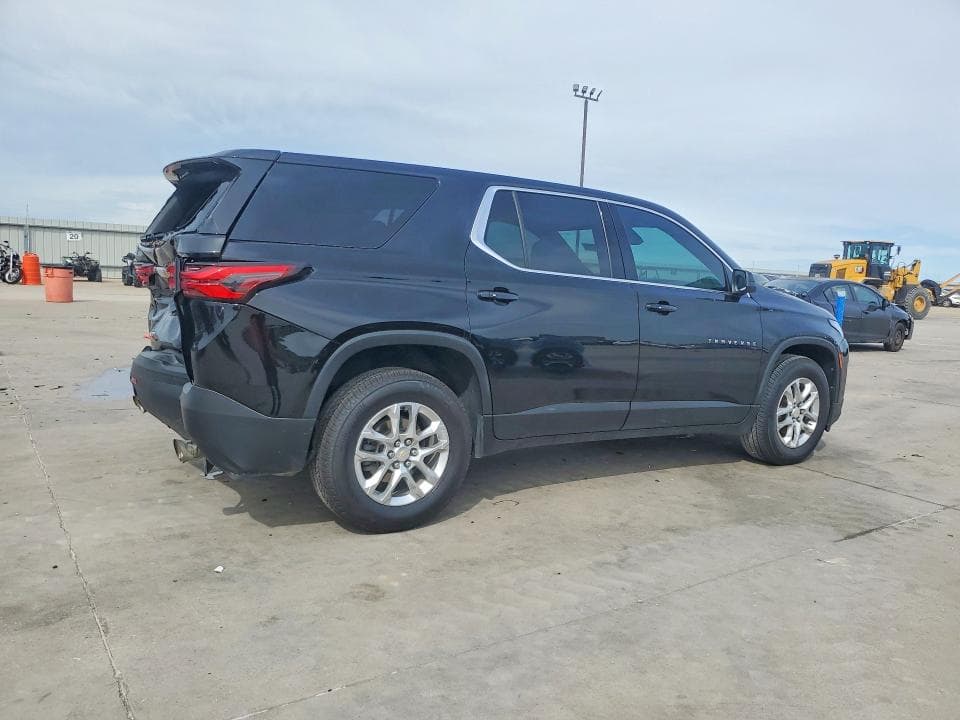 2022 CHEVROLET TRAVERSE LS 3