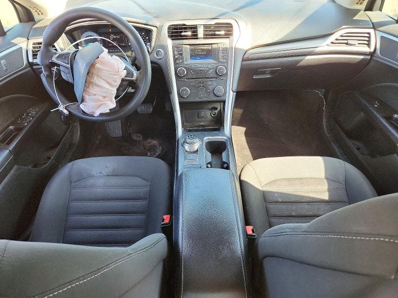 2017 FORD FUSION SE 8