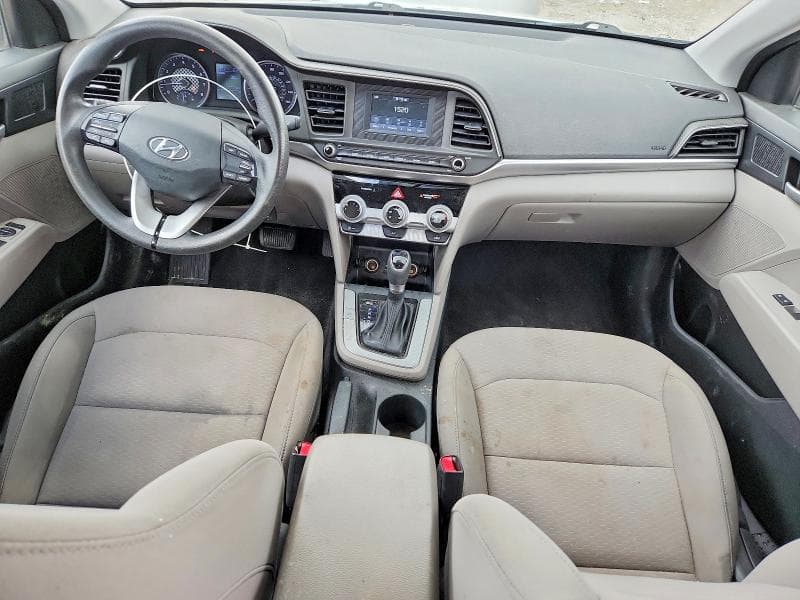 2019 HYUNDAI ELANTRA SE 8