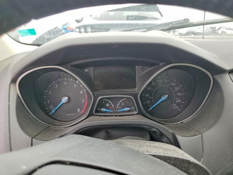 2017 FORD FOCUS SE 9