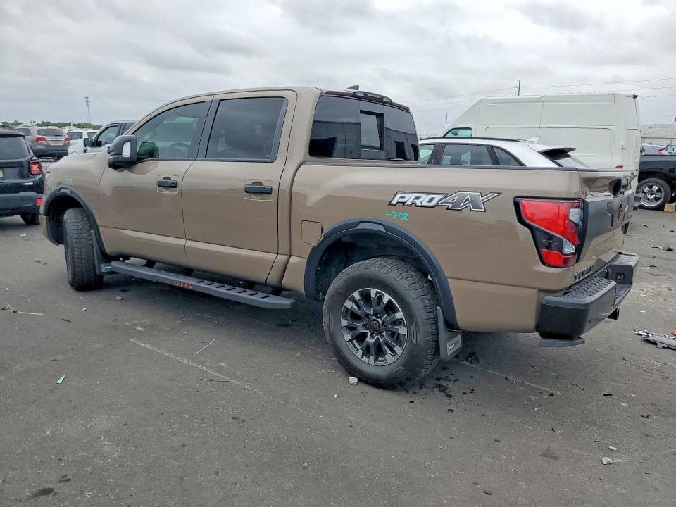 2024 NISSAN TITAN PRO-4X 2