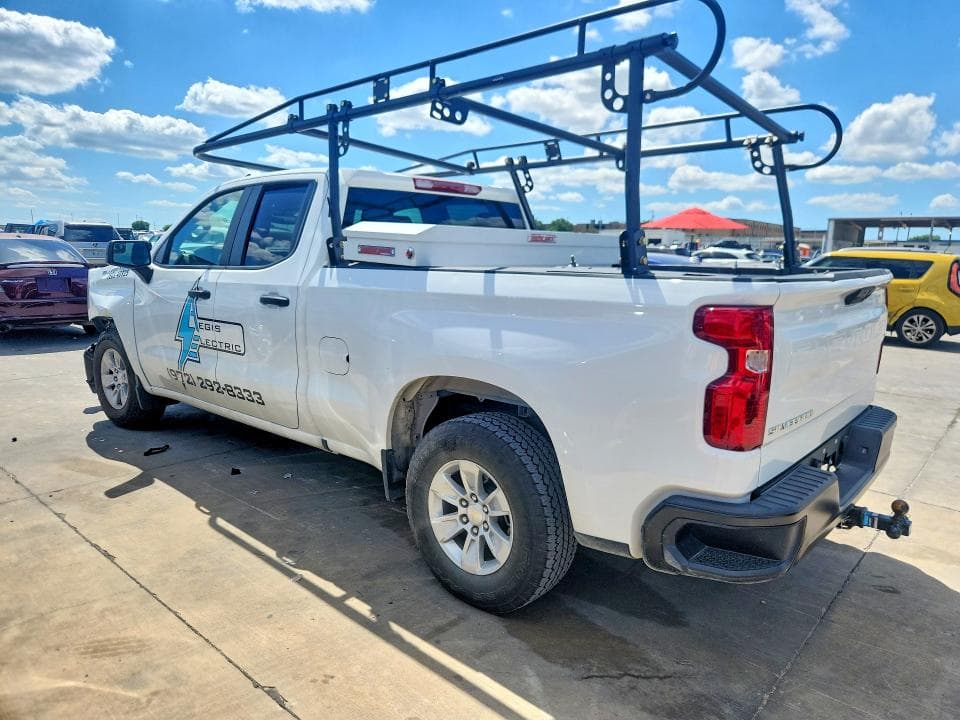 2025 CHEVROLET SILVERADO C1500 2