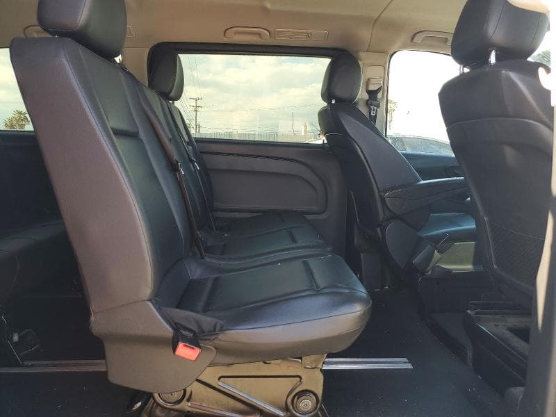 2019 MERCEDES-BENZ METRIS 11