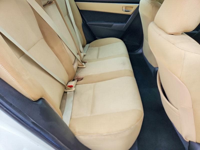 2018 TOYOTA COROLLA LE 10