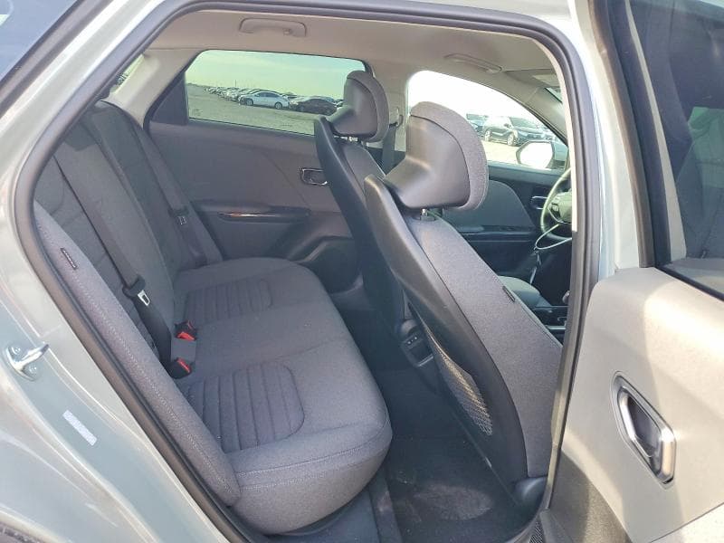2025 KIA K4 EX 10