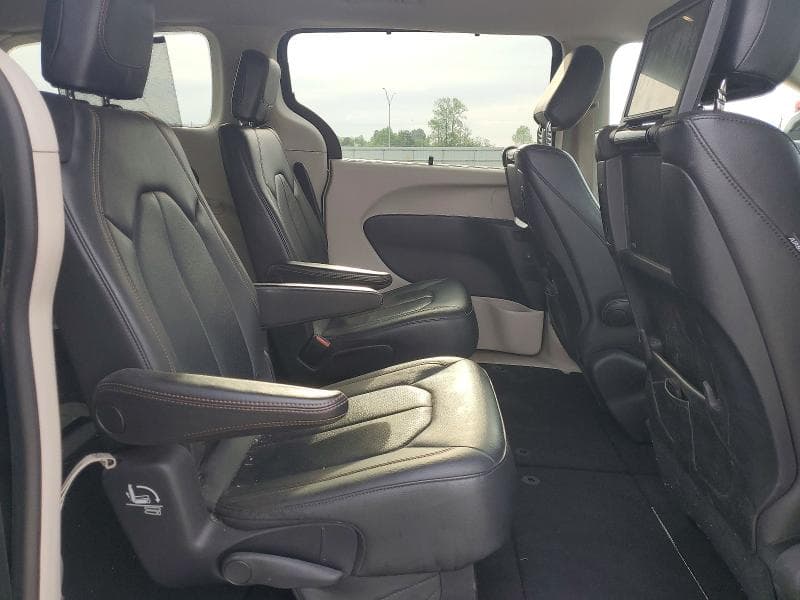 2017 CHRYSLER PACIFICA TOURING L PLUS 11