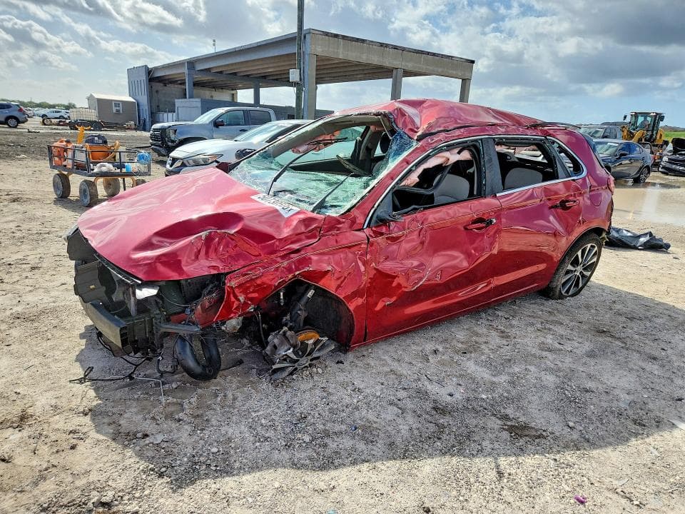 2018 HYUNDAI ELANTRA GT BASE - 1