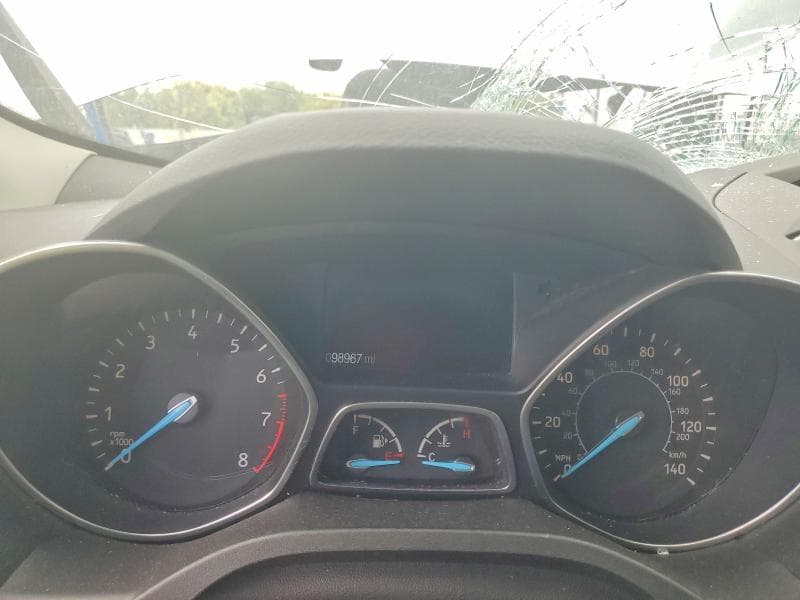 2017 FORD ESCAPE SE 9