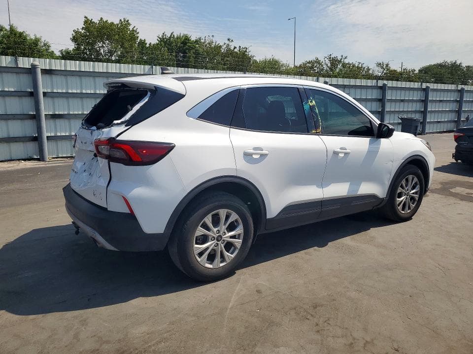 2024 FORD ESCAPE ACTIVE 3