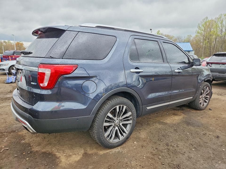 2017 FORD EXPLORER PLATINUM 3