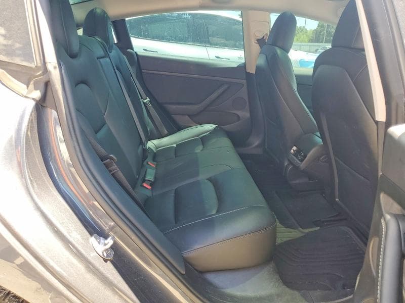 2022 TESLA MODEL 3 10