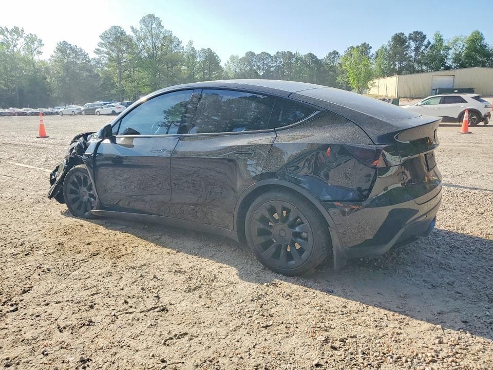 2023 TESLA MODEL Y 2