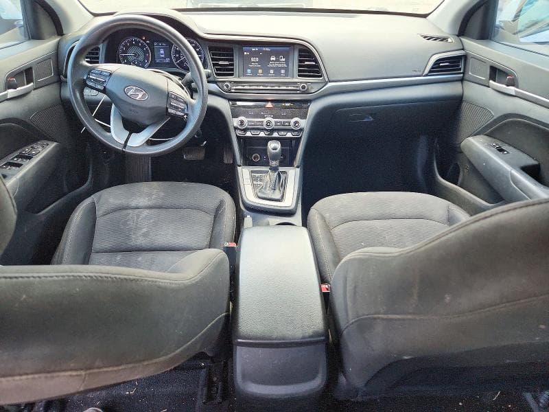 2020 HYUNDAI ELANTRA SEL 8