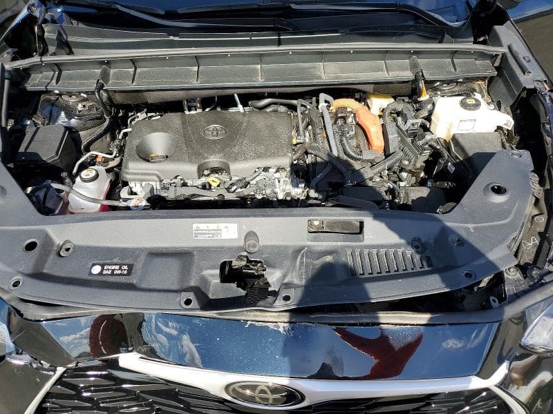 2025 TOYOTA HIGHLANDER HYBRID XLE 12