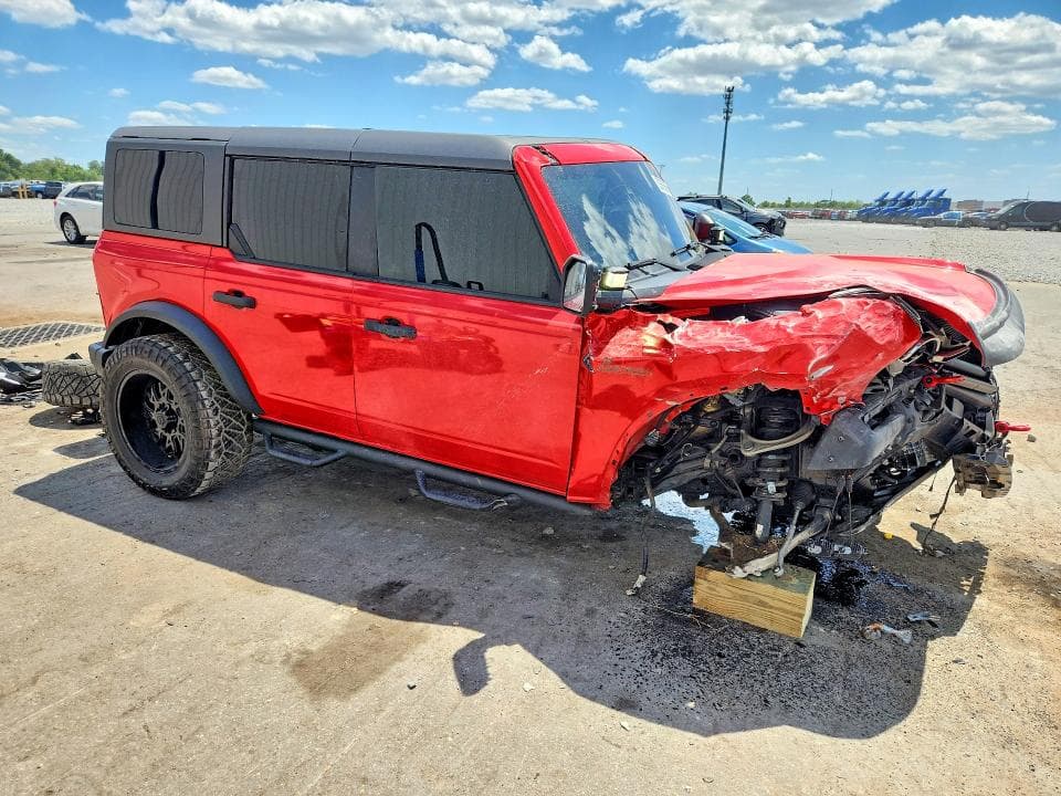 2023 FORD BRONCO BASE 4