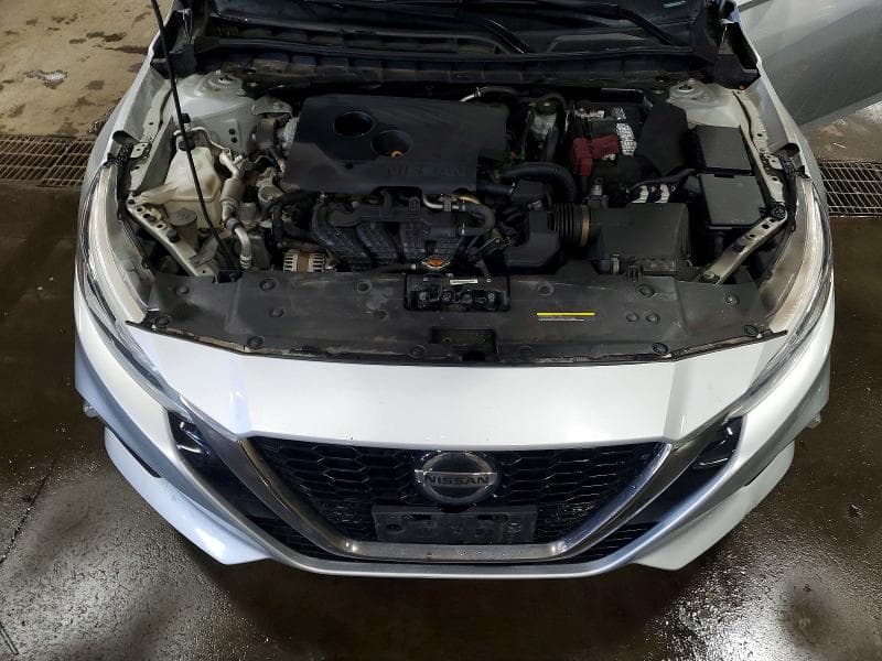 2019 NISSAN ALTIMA SR 11