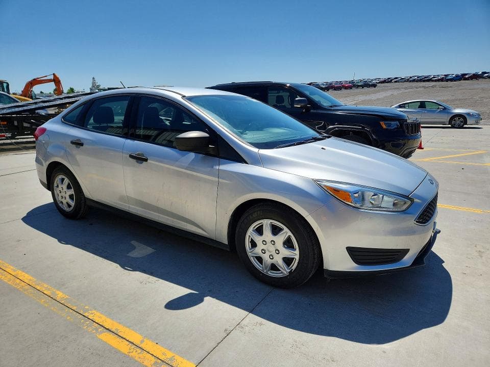 2018 FORD FOCUS S 4