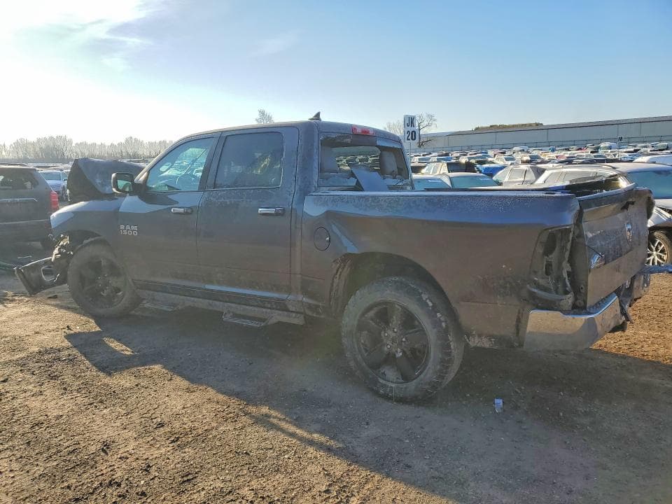 2017 RAM 1500 SLT 2