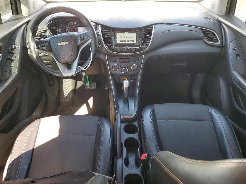 2017 CHEVROLET TRAX 1LT 8