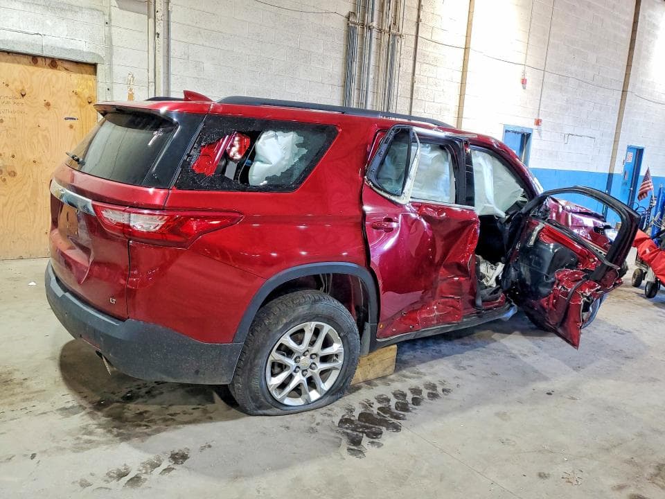 2019 CHEVROLET TRAVERSE LT 3