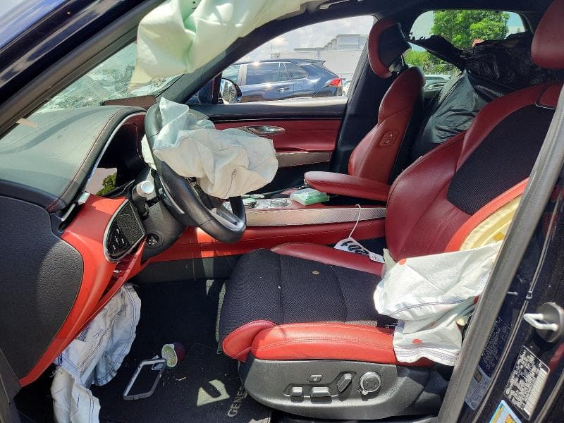 2023 GENESIS GV70 2.5T STANDARD 7