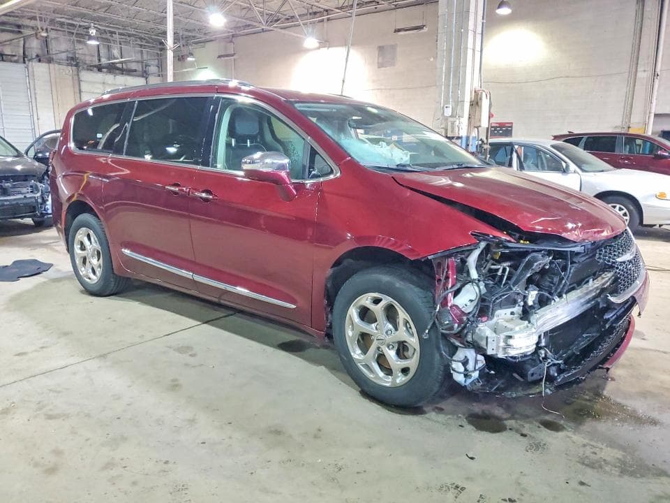 2021 CHRYSLER PACIFICA LIMITED 4