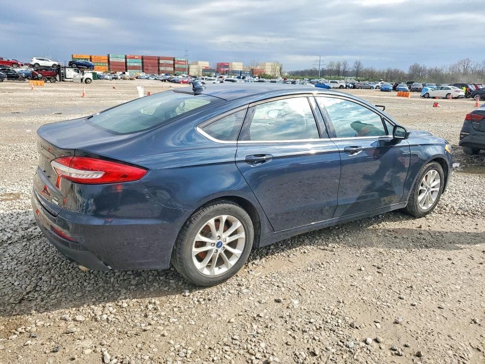 2020 FORD FUSION SE 3