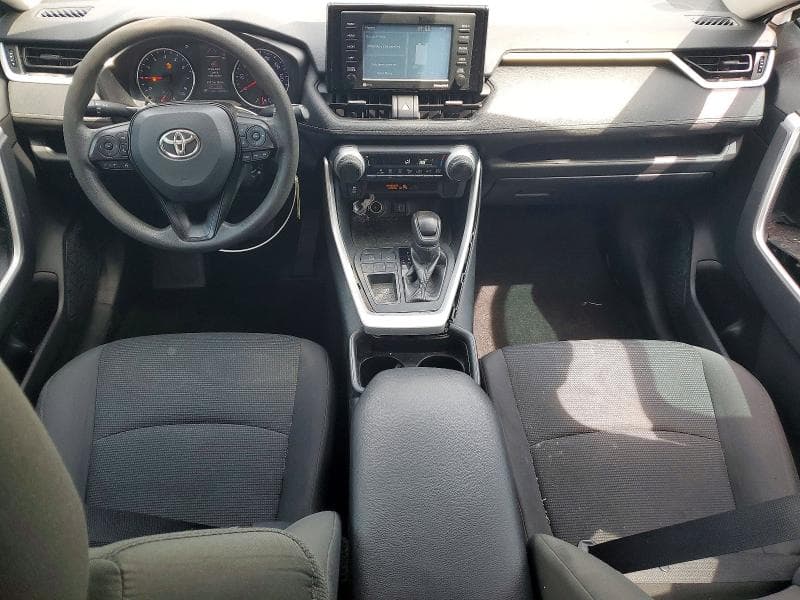 2020 TOYOTA RAV4 LE 8
