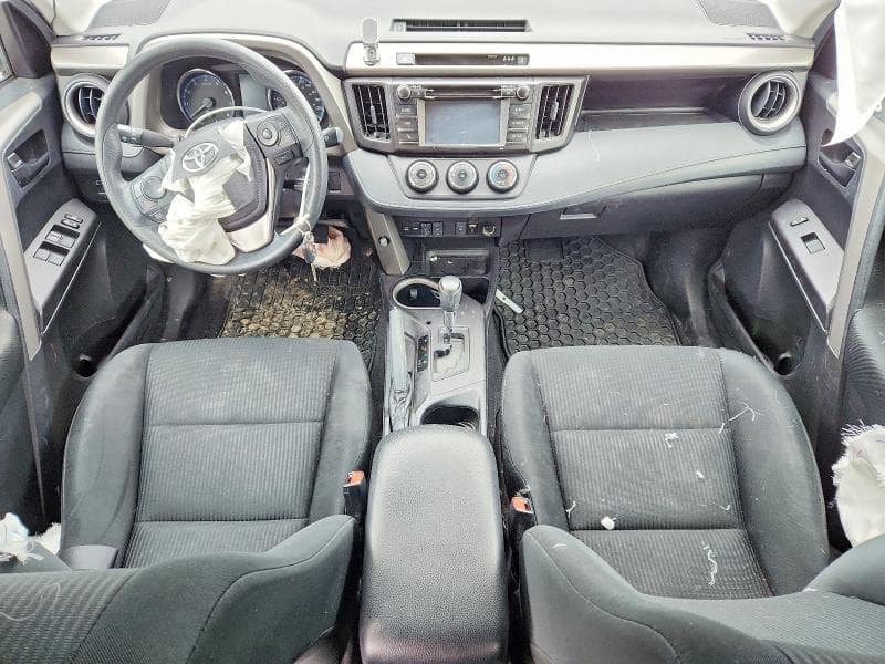2018 TOYOTA RAV4 LE 8