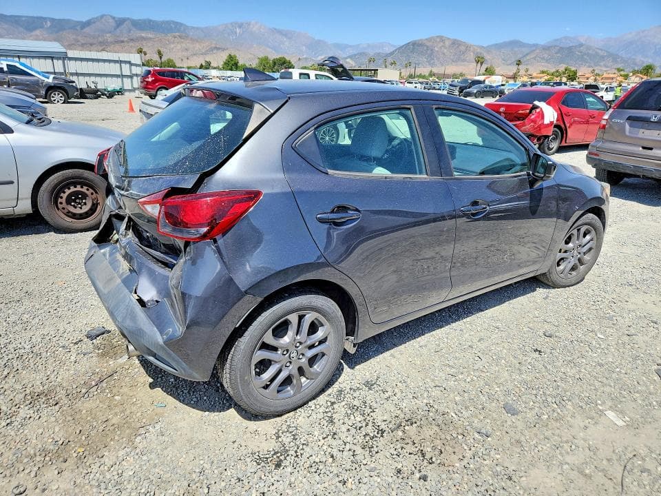 2020 TOYOTA YARIS HATCHBACK LE 3