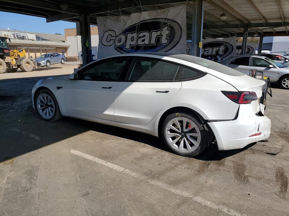 2023 TESLA MODEL 3 2