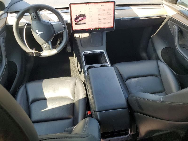 2023 TESLA MODEL Y 8