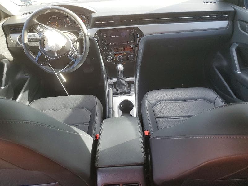 2021 VOLKSWAGEN PASSAT SE AUTOMATIC 8