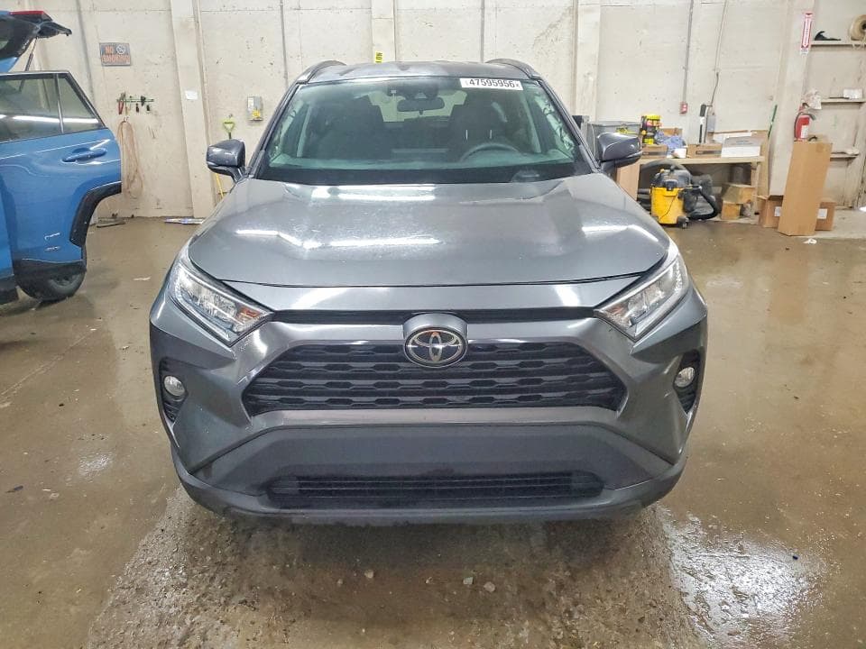 2021 TOYOTA RAV4 XLE 5