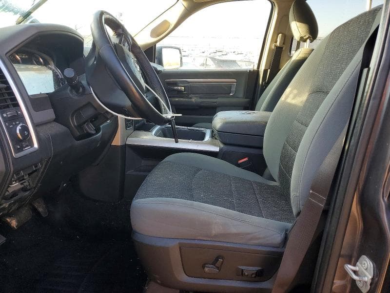2017 RAM 1500 SLT 7