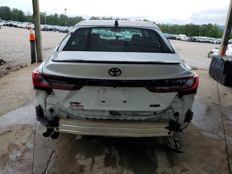 2025 TOYOTA CAMRY XSE 6
