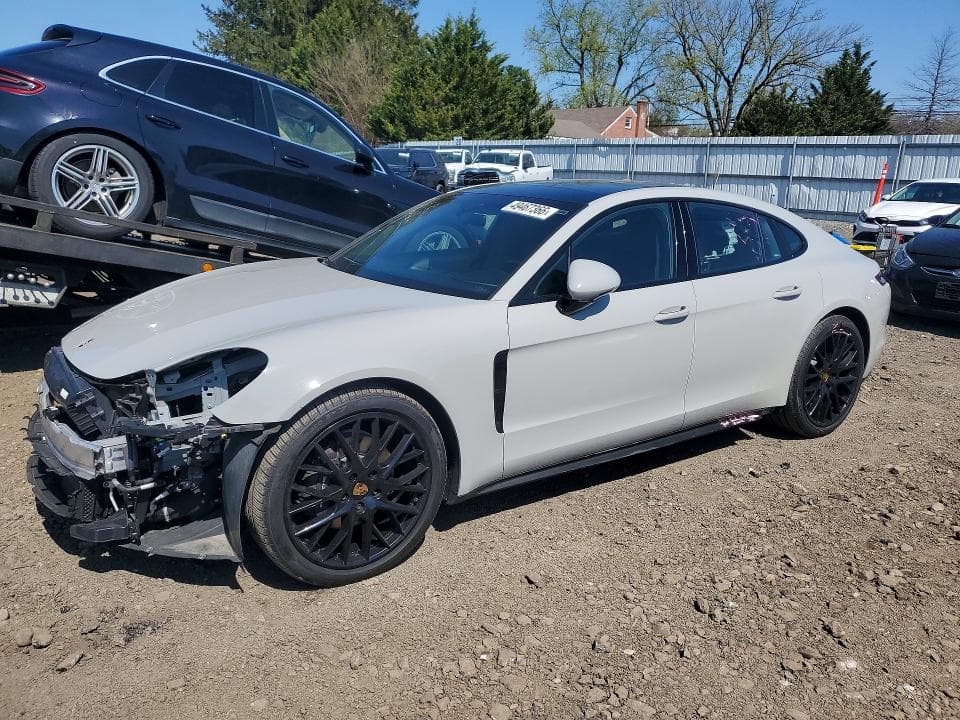 2018 PORSCHE PANAMERA 4 - 1
