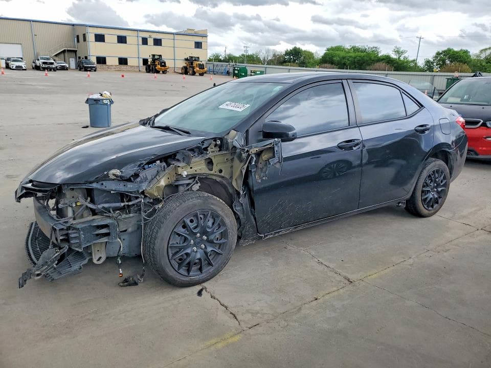 2018 TOYOTA COROLLA LE - 1