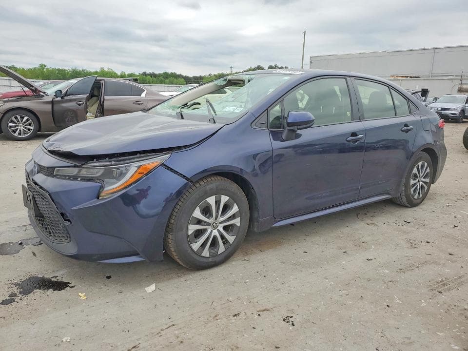 2022 TOYOTA COROLLA LE