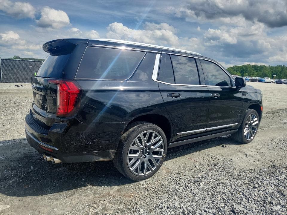 2024 GMC YUKON DENALI ULTIMATE 3