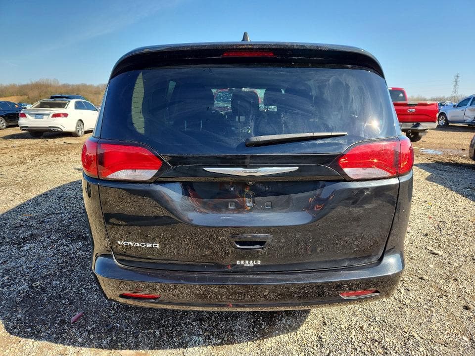 2022 CHRYSLER VOYAGER LX 6