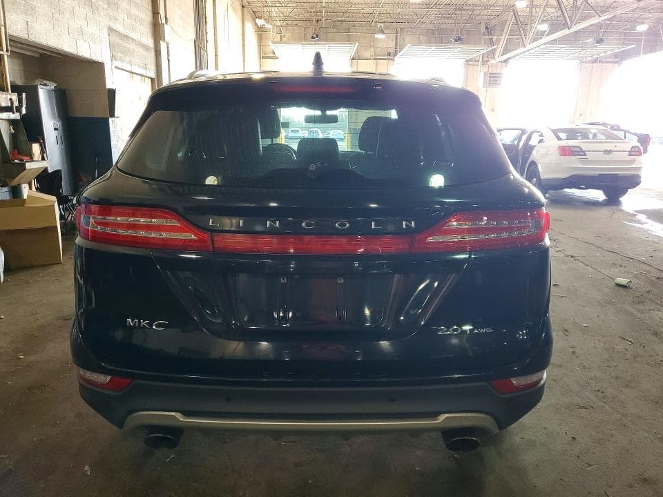 2017 LINCOLN MKC PREMIERE 6
