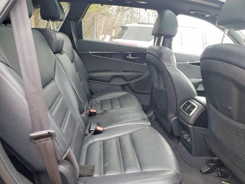 2019 KIA SORENTO SX V6 11