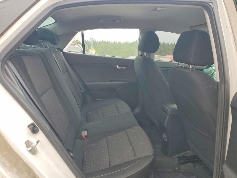 2019 KIA RIO S 10